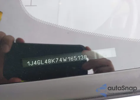 2004 Jeep Liberty Sport from USA, damaged, VIN 1J4GL48K74W165138